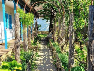 5 Chirpici - Small Traditional Resort