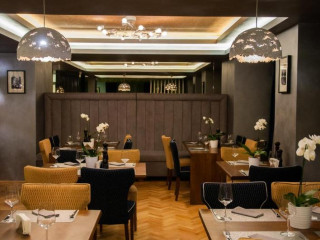 Venis Boutique Residence