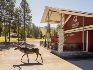 Charter Laponia Lapland Hotels Sirkantahti Levi