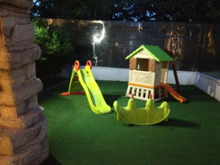 Complex Hotelier Felix Perla Marii