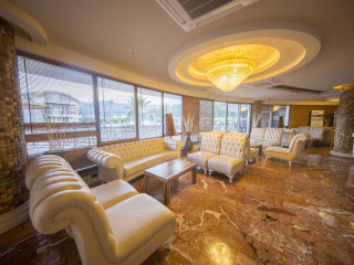 ELAMIR BEACH BUNGALOW