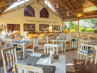 Sansi Kendwa Beach Resort