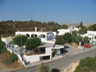 Ladiko Inn
