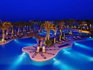 Al Bander Resort 