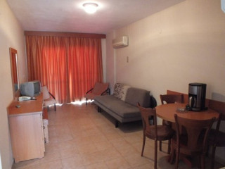 TUNTAS FAMILY SUITES KUSADASI