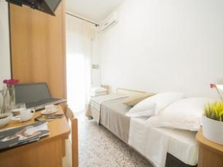 HOTEL MAMY