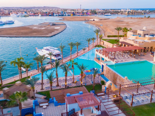 MARINA LODGE