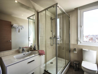 Pierre amp; Vacances Apartamentos Barcelona Sants