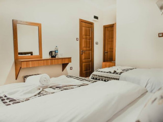 Biter Hotel