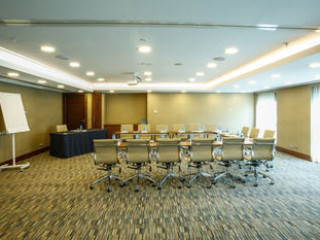 PARK DEDEMAN BOSTANCI HOTEL