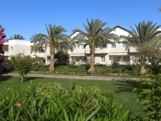 GOLDEN BEACH RESORT