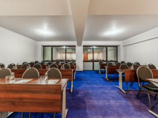 BEST WESTERN PLUS EXPOCENTER HOTEL