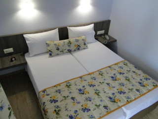 Golden Sun Hersonisos