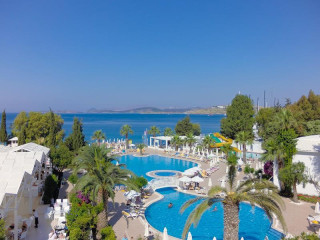 LABRANDA TMT RESORT
