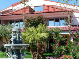 VOX MARIS GRAND RESORT cm