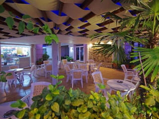 HAWAII PARADISE AQUA PARK RESORT - FAMILIES AND COUPLES ONLY