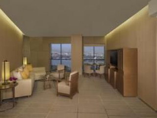 HYATT REGENCY DUBAI CREEK HEIGHTS