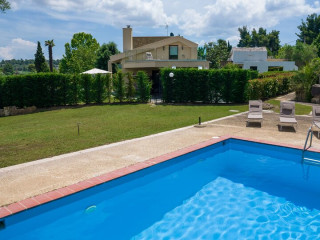 Sani Luxury Villas