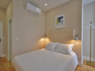 PORTO CHARMING HOTEL