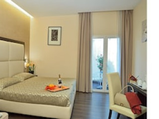 Catone District Hotel