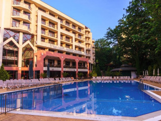 PARK HOTEL ODESOS