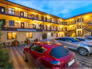 Pensiunea Alex - Complex Raza Soarelui Fundata