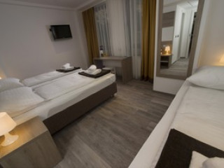 HOSTEL SOL