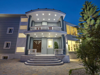 MONT BLEU LUXURY VILLA