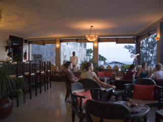 Al Johari Hotel amp; Spa