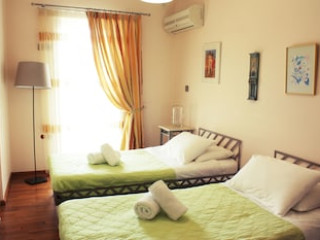 VEGGIE GARDEN ATHENS Bamp;B