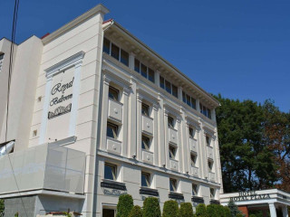 ROYAL PLAZA
