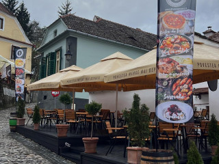 Pensiunea Bastion  La Strada