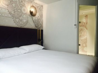 IBIS STYLES PARIS MAIRIE DE CLICHY