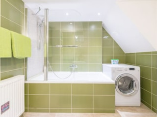 HAPPY HOME BUDAPEST FOX