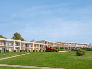 Ramada Plaza Thraki