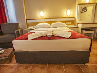Armonia Holiday Village & Spa
