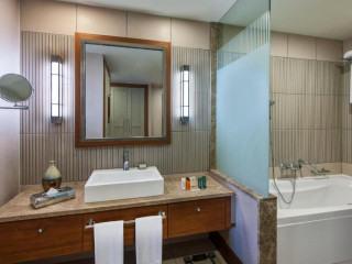PALOMA OCEANA RESORT