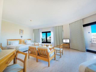PHARAOH AZUR RESORT