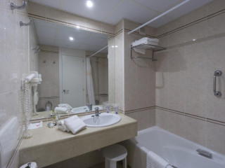 Alay Hotel