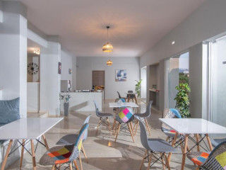 Golden Sunlight Hotel By Estia