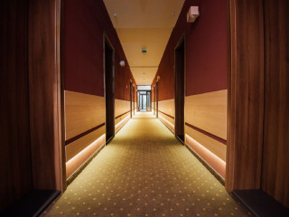HOTEL ALTUS.