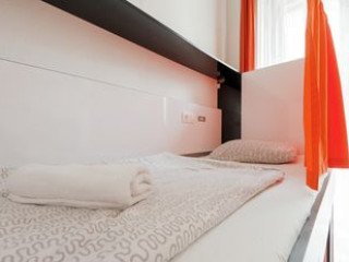 ADAGIO HOSTEL 1.0 OKTOGON