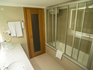 HOTEL ANEMON EGE SAGLIK