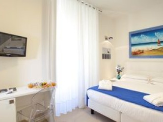 LA PIAZZETTA GUEST HOUSE