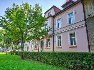 Residence Ambient..