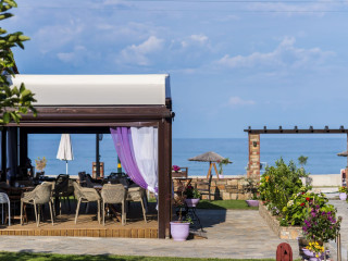 Kamelia & Semeli Hotel
