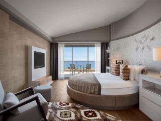 ACANTHUS & CENNET BARUT COLLECTION