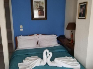Hotel Imparatul Romanilor