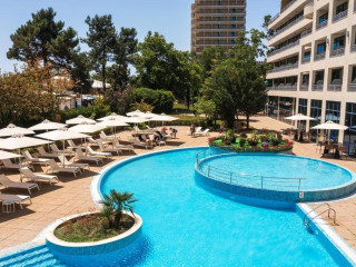 FOUR POINTS BY SHERATON