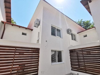 Apartamente Liliacul
